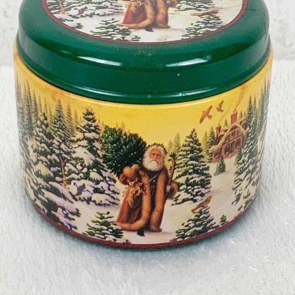 Vintage Claire Burke Oh Christmas Tree Santa Perfumed Candle Evergreen Round Tin - Picture 2 of 8